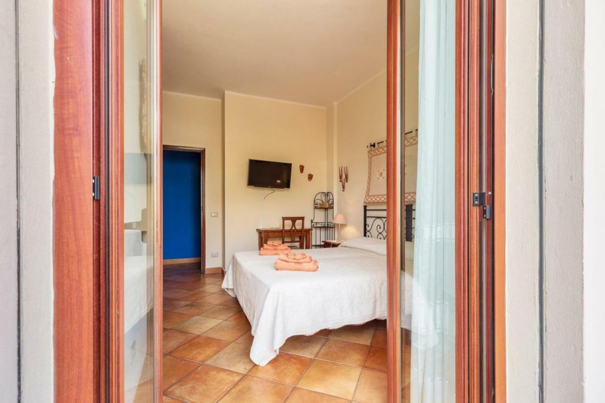 Il Leccio Bed and Breakfast Tortolì Buitenkant foto