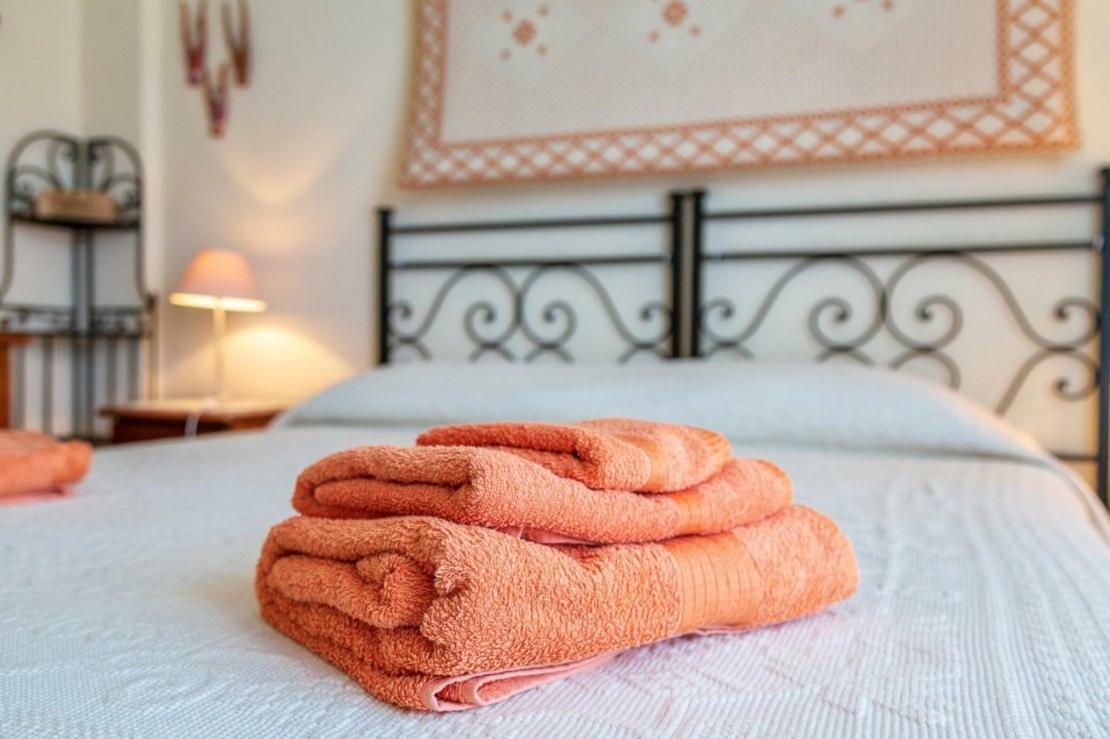 Il Leccio Bed and Breakfast Tortolì Buitenkant foto